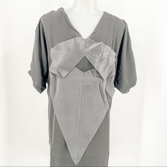 Line & Dot black dress - Picture 2 of 10